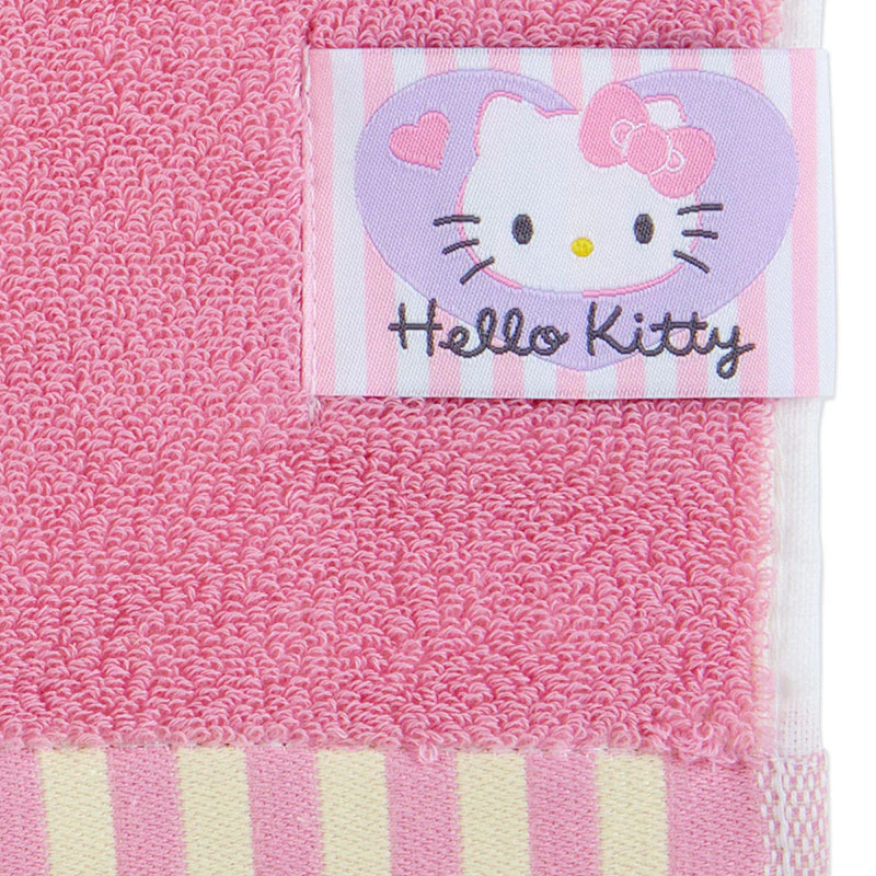 Hello Kitty Compact Reversible Bath Towel - Image 5